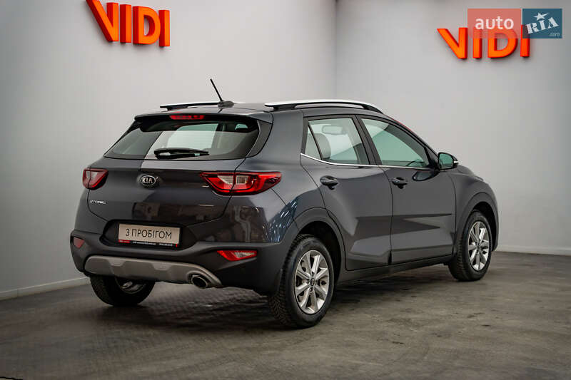 Внедорожник / Кроссовер Kia Stonic 2019 в Киеве