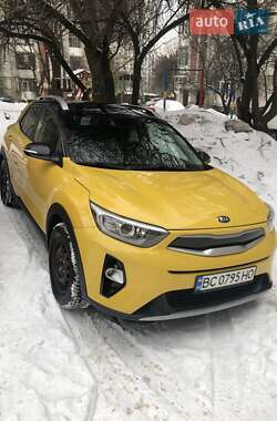 Позашляховик / Кросовер Kia Stonic 2018 в Львові