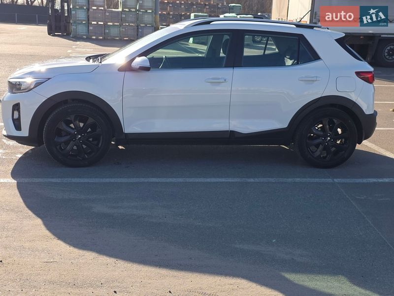 Внедорожник / Кроссовер Kia Stonic 2018 в Киеве фото 4 Внедорожник / Кроссовер Kia Stonic 2018 в Киеве