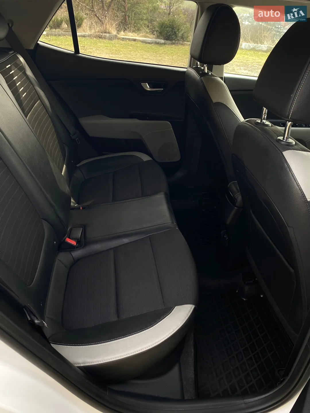 2019 Kia Stonic - мініатюра 63