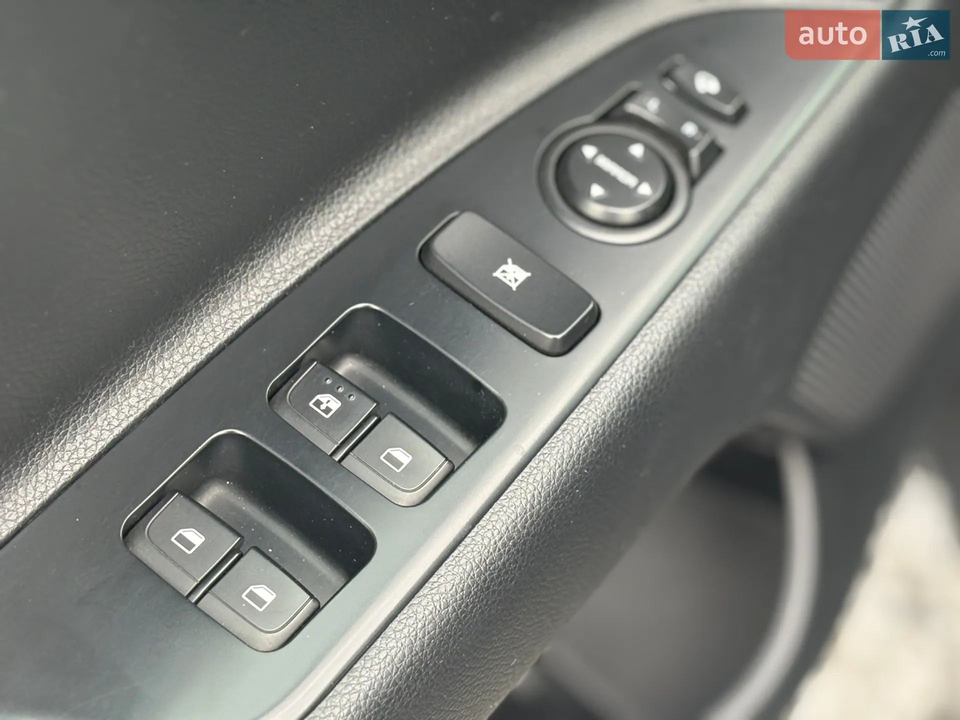 2018 Kia Stonic - мініатюра 17