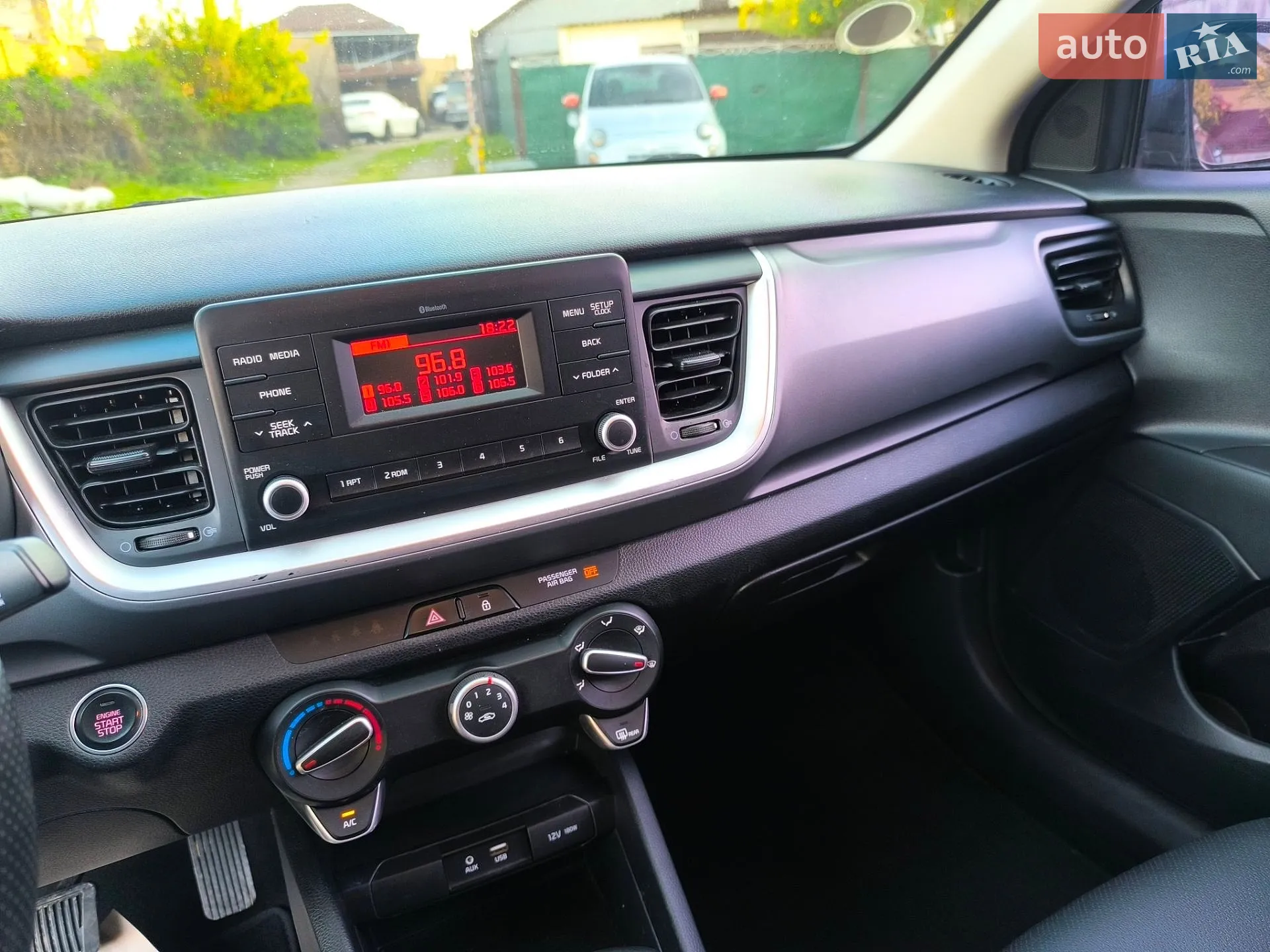 2018 Kia Stonic - мініатюра 29