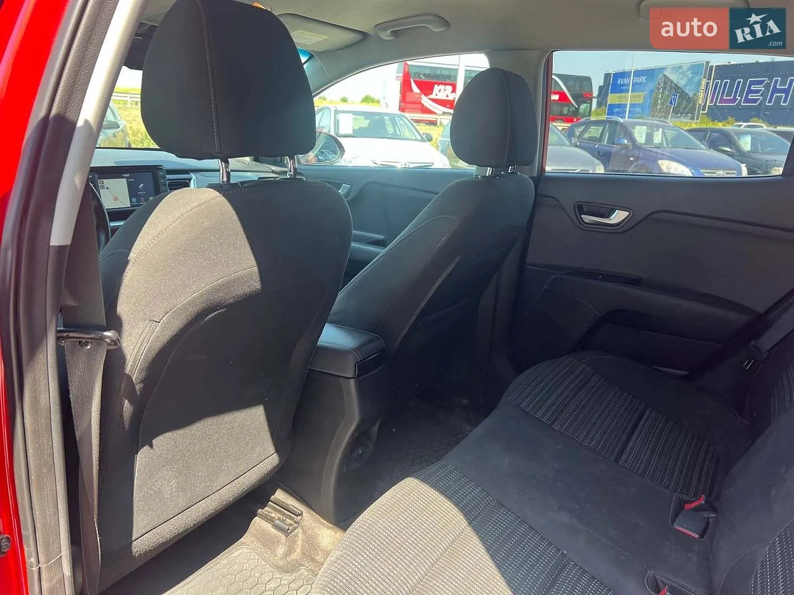 2017 Kia Stonic - мініатюра 38