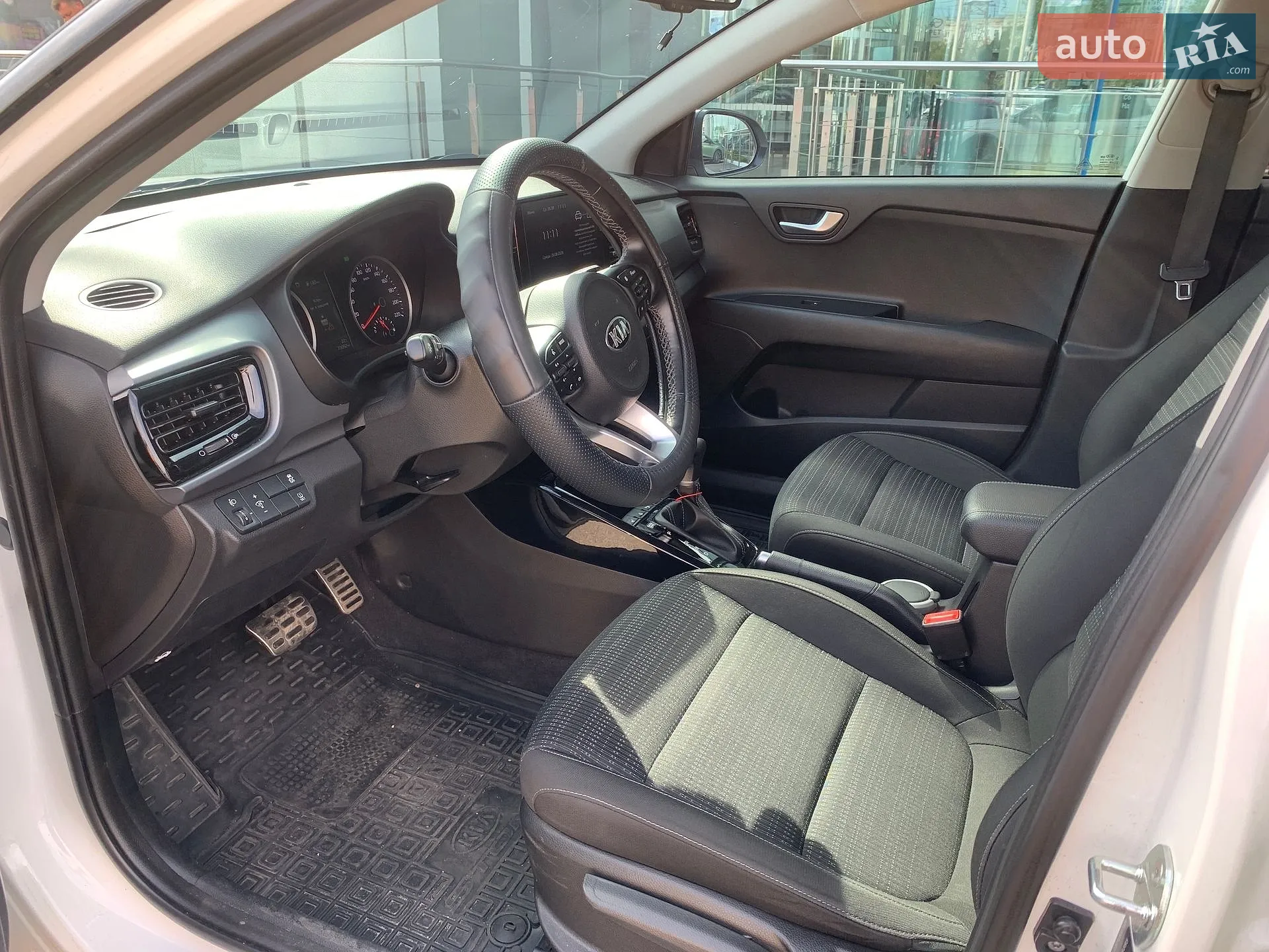 2020 Kia Stonic - мініатюра 24