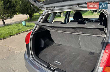 Микровэн Kia Venga 2009 в 