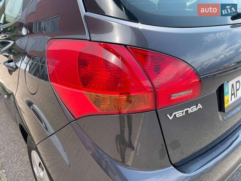 Мікровен Kia Venga 2012 в Києві