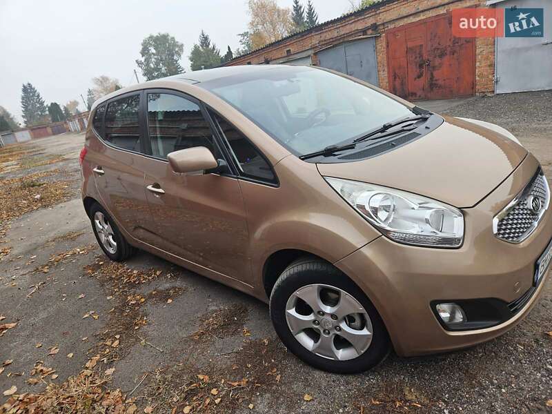 Микровэн Kia Venga 2010 в Сумах