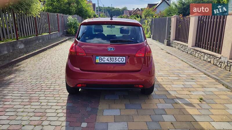 Мікровен Kia Venga 2011 в Львові