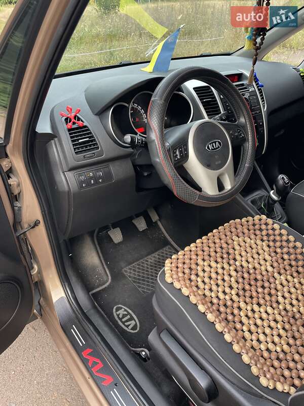 Мікровен Kia Venga 2010 в Чернігові