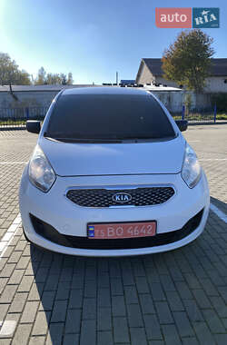 Микровэн Kia Venga 2010 в 
