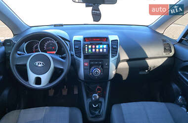 Микровэн Kia Venga 2010 в 