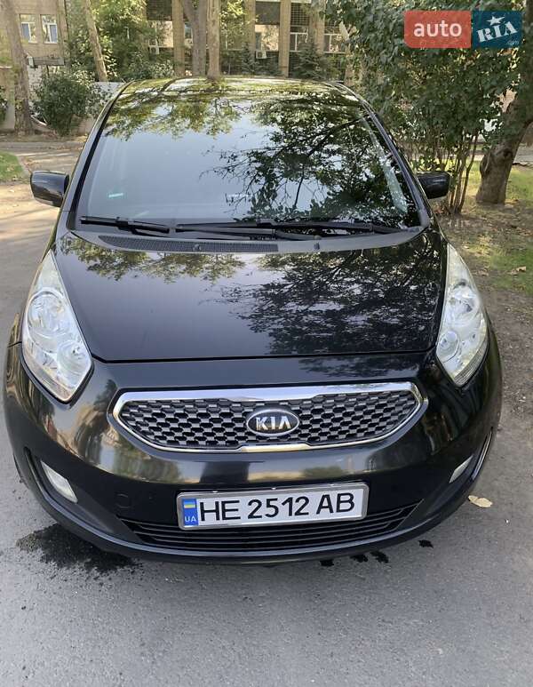 Микровэн Kia Venga 2010 в Николаеве