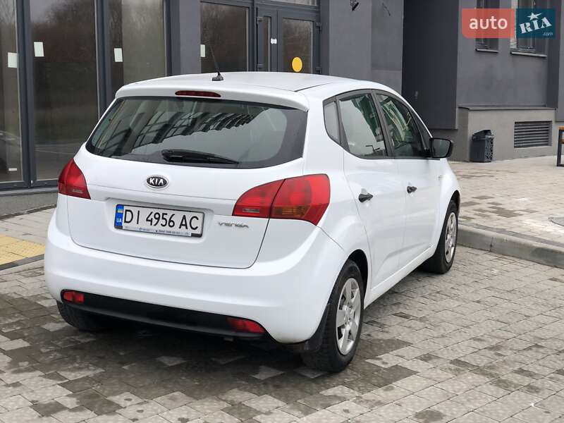 Микровэн Kia Venga 2012 в Львове