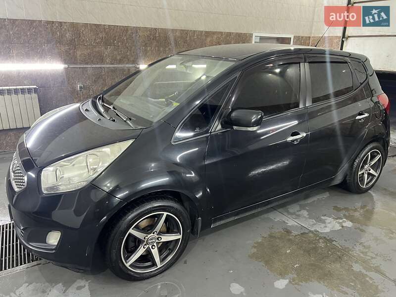 Kia Venga 2010 Kia Venga 2010