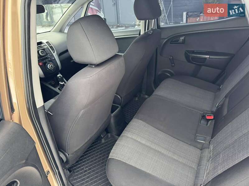 Мікровен Kia Venga 2010 в Чернігові