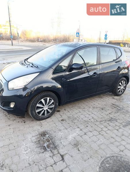 Микровэн Kia Venga 2010 в Львове