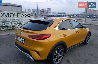 Хэтчбек Kia XCeed 2020 в Киеве