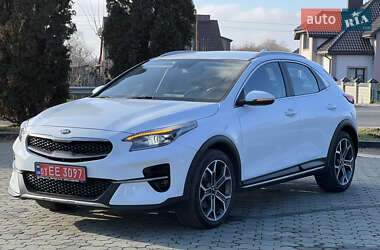 Хэтчбек Kia XCeed 2020 в Дубно