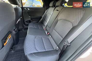 Хэтчбек Kia XCeed 2020 в 