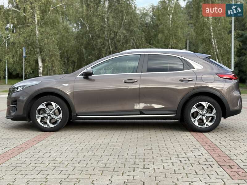 Хэтчбек Kia XCeed 2020 в Киеве