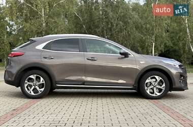 Хэтчбек Kia XCeed 2020 в 
