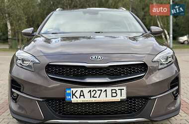 Хэтчбек Kia XCeed 2020 в 