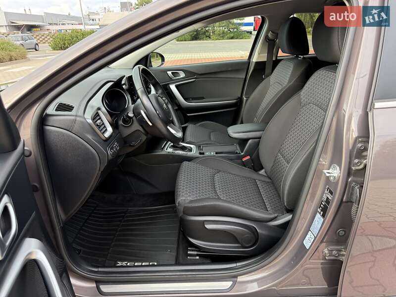 Хэтчбек Kia XCeed 2020 в Киеве