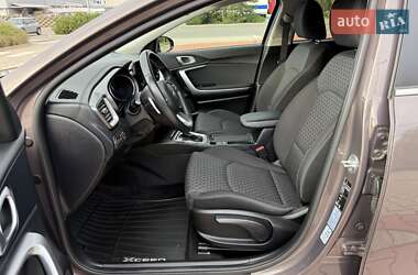 Хэтчбек Kia XCeed 2020 в 