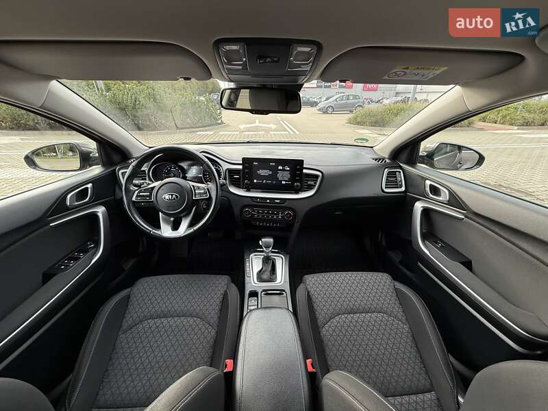 Хэтчбек Kia XCeed 2020 в Киеве