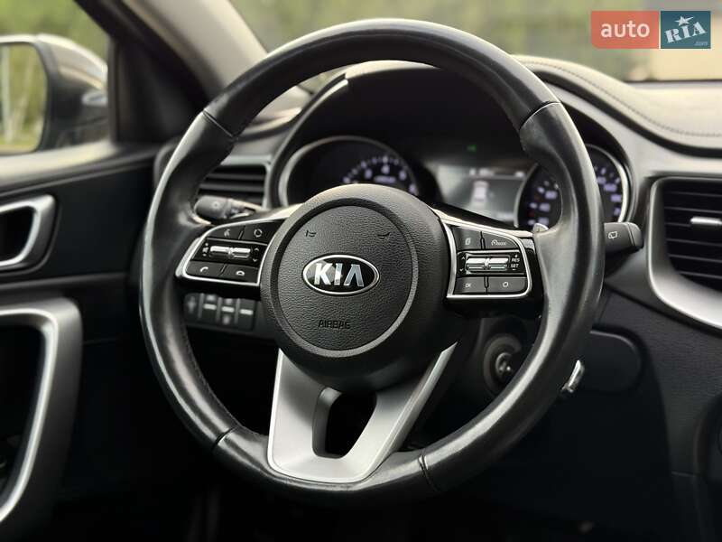 Хэтчбек Kia XCeed 2020 в Киеве