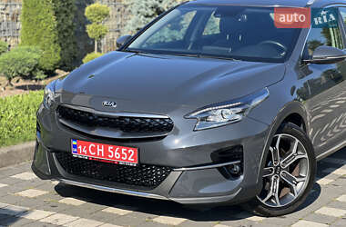 Хэтчбек Kia XCeed 2021 в 