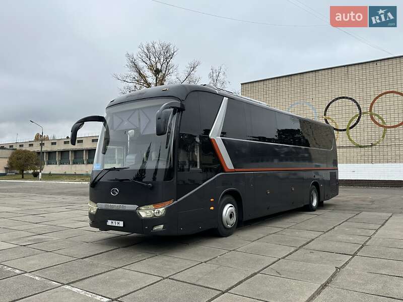 Туристичний / Міжміський автобус King Long 6129 2009 в 