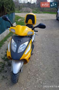 Скутер Kinroad XT 2007 в 