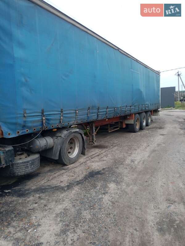 Тентованный борт (штора) - полуприцеп Klaeser TSA 2001 в Маневичах