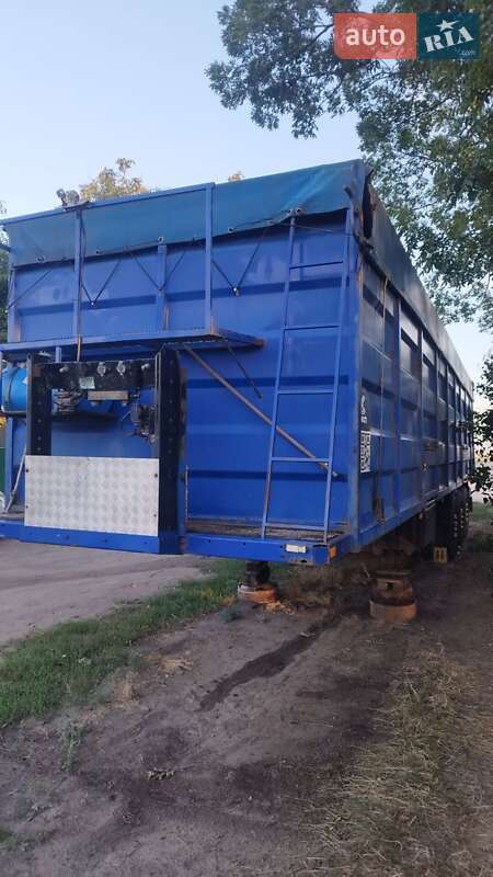 Зерновоз - полуприцеп Kogel AG 2001 в Тульчине