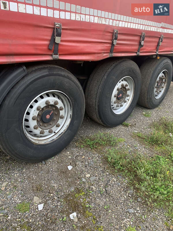 Бортовий напівпричіп Kogel S 24 2014 в Іршаві