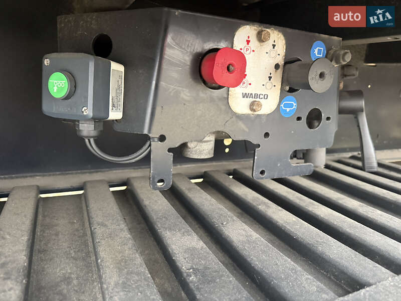 Тентований борт (штора) - напівпричіп Kogel S 24 2019 в Чернівцях