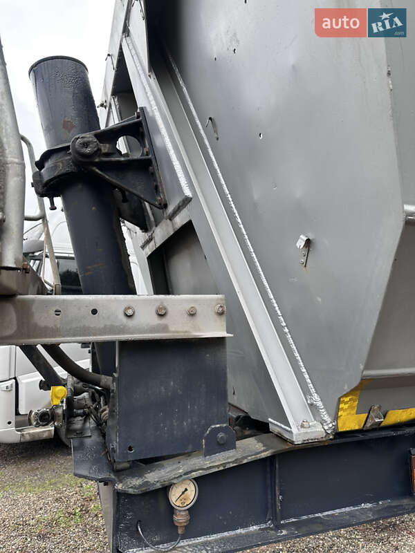 Самосвал полуприцеп Kogel SAAF 2000 в Хусте