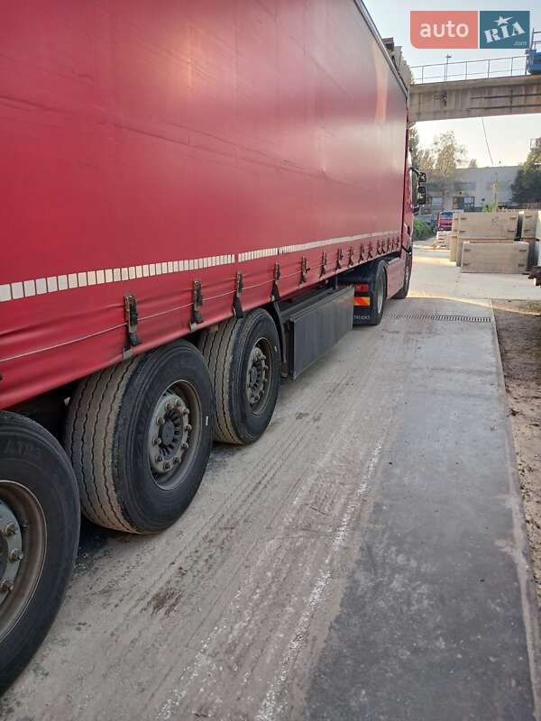 Тентований борт (штора) - прицеп Kogel SAF 2007 в Мукачевому