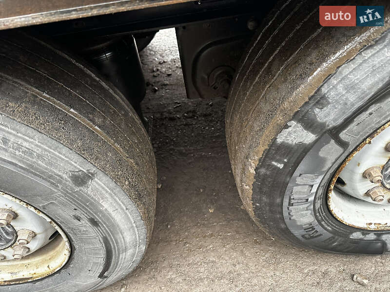 Тентованный борт (штора) - полуприцеп Kogel SAF 2013 в Луцке