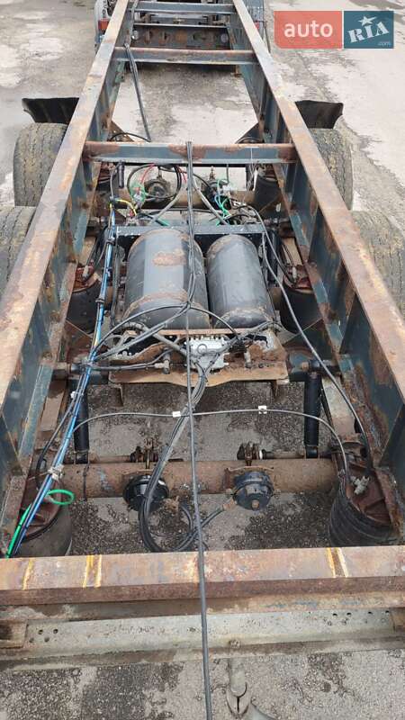 Шассі напівпричіп Kogel SAF 2000 в Рівному