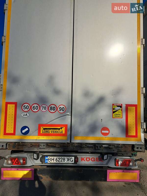 Тентованный борт (штора) - полуприцеп Kogel SAF 2013 в Подольске