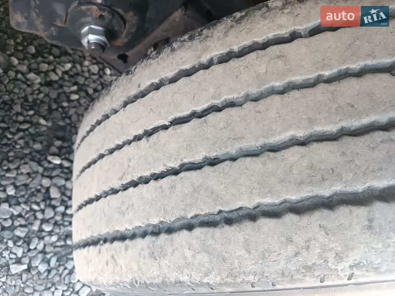 Самоскид напівпричіп Kogel SAF 2004 в Умані