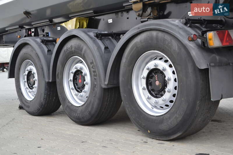 Самосвал полуприцеп Kogel SKM 2015 в Хусте