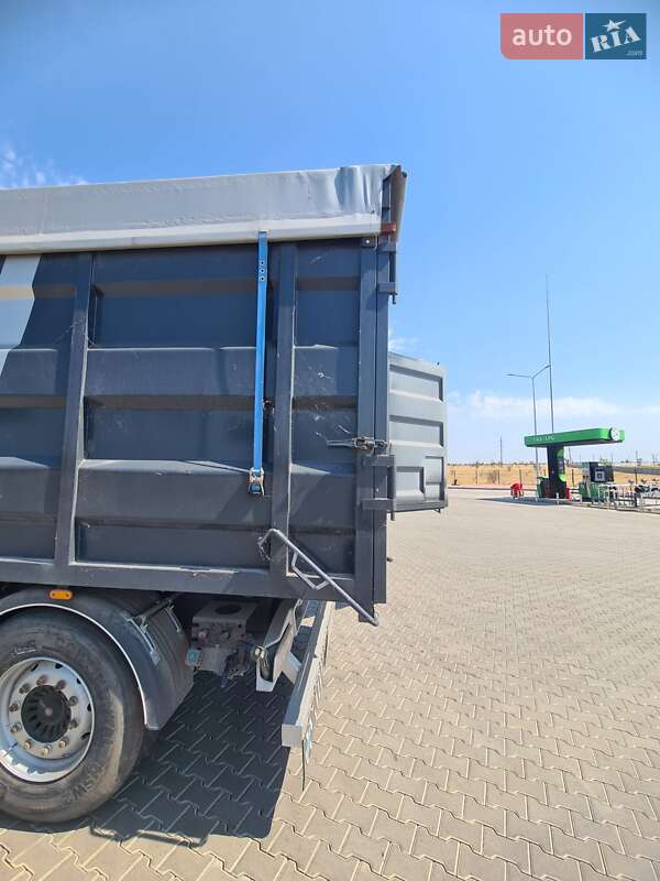 Самосвал полуприцеп Kogel SN 24 2010 в Николаеве