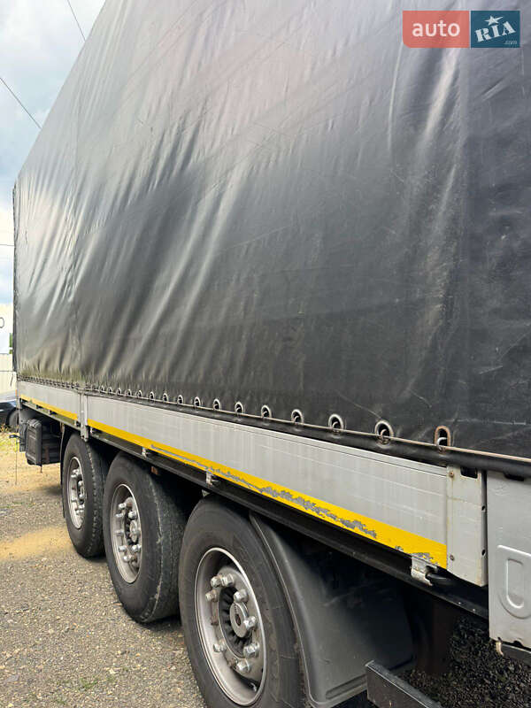 Тентованный борт (штора) - полуприцеп Kogel SN 24 2007 в Иршаве