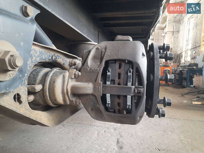 Тентованный борт (штора) - полуприцеп Kogel SN 24 2015 в Львове фото 26 Тентованный борт (штора) - полуприцеп Kogel SN 24 2015 в Львове