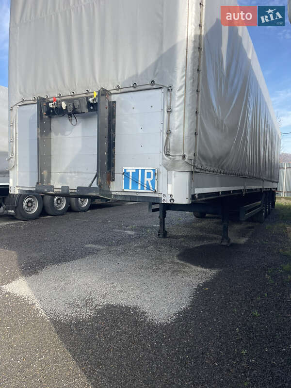 Тентованный борт (штора) - полуприцеп Kogel SN 24 2011 в Иршаве
