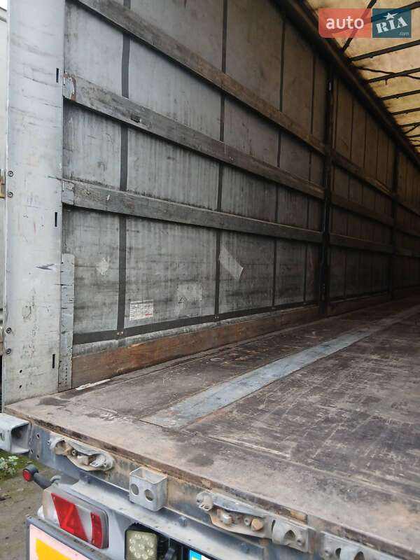 Тентованный борт (штора) - полуприцеп Kogel SN 24 2013 в Ровно