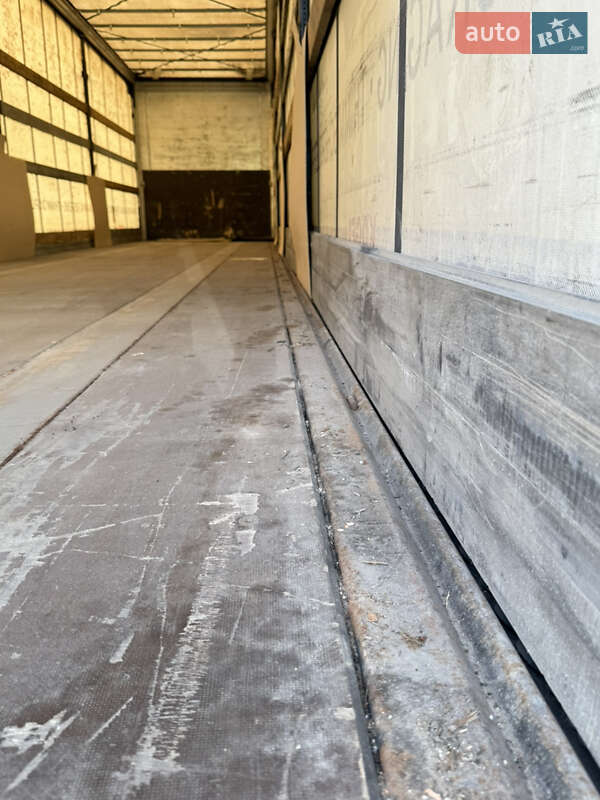 Тентованный борт (штора) - прицеп Kogel SN 24 2015 в Тячеве фото 6 Тентованный борт (штора) - прицеп Kogel SN 24 2015 в Тячеве